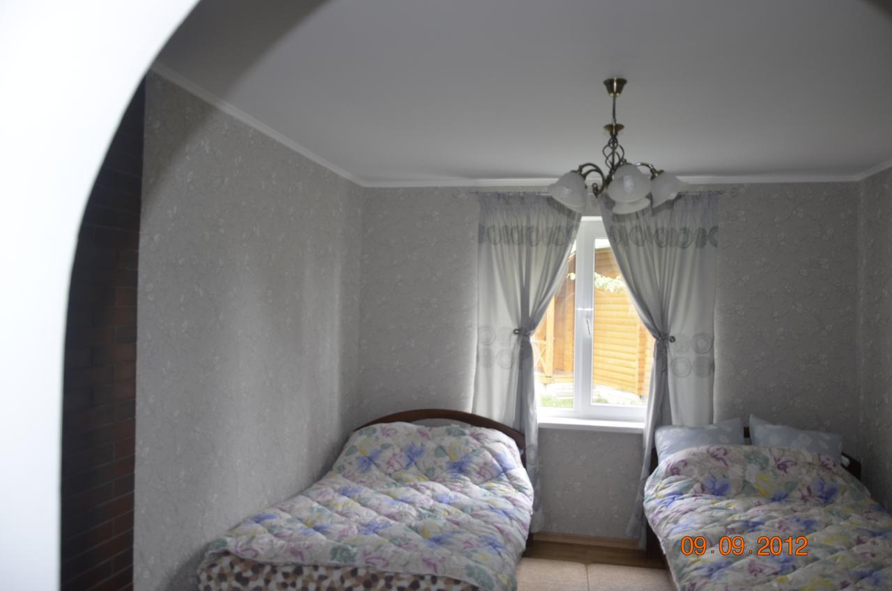 Дом У Днепра Prokhorovka Extérieur photo